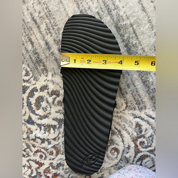 Womens Rip Curl Stella slip on sandals size 10 Black - Picture 10 of 13